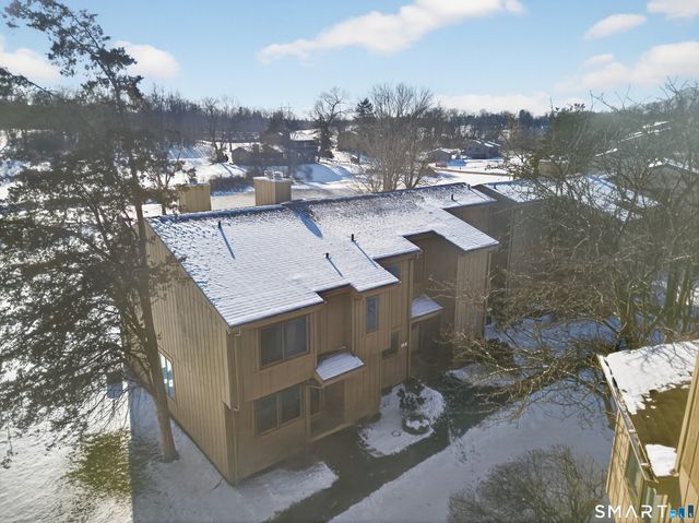 10 Pilgrim Harbor C, Wallingford, CT 06492