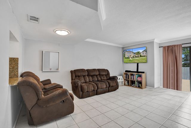 211 Foxtail Drive C, Greenacres, FL 33415