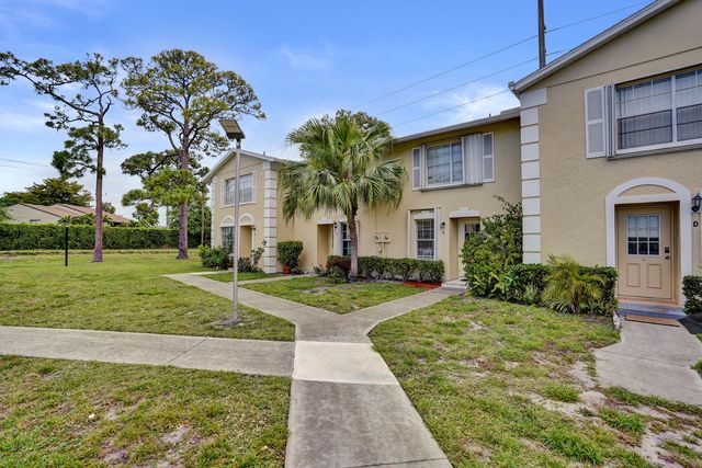 211 Foxtail Drive C, Greenacres, FL 33415