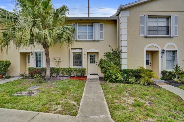 211 Foxtail Drive C, Greenacres, FL 33415