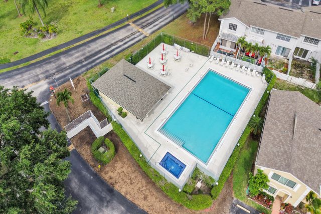 211 Foxtail Drive C, Greenacres, FL 33415