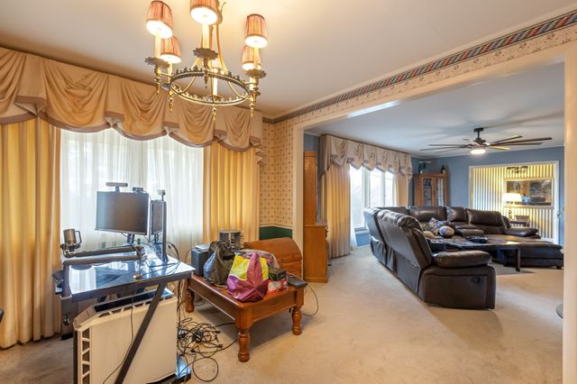 212 Pineview St, Shelbyville, TN 37160