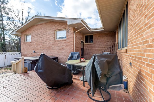 212 Pineview St, Shelbyville, TN 37160