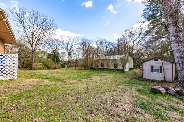 212 Pineview St, Shelbyville, TN 37160