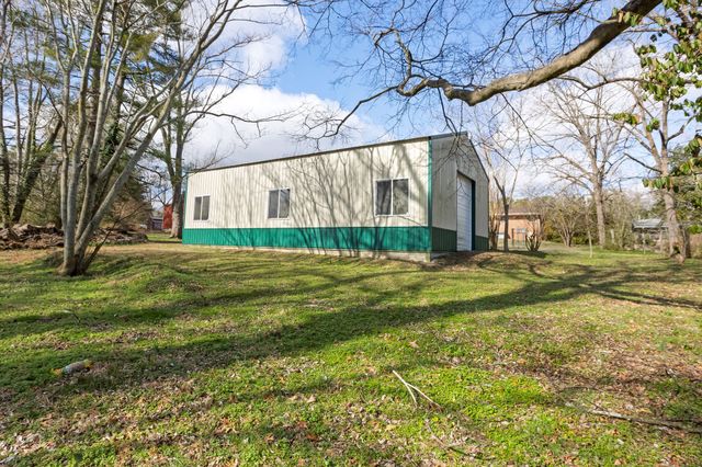 212 Pineview St, Shelbyville, TN 37160