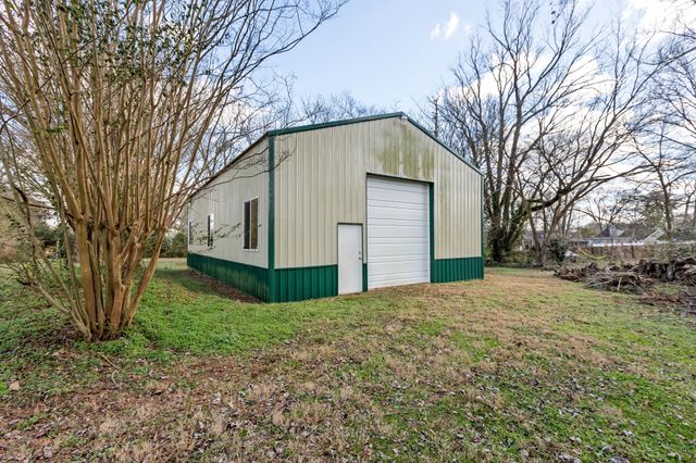 212 Pineview St, Shelbyville, TN 37160