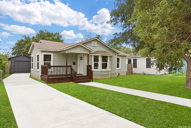 230 Leming Dr, San Antonio, TX 78201
