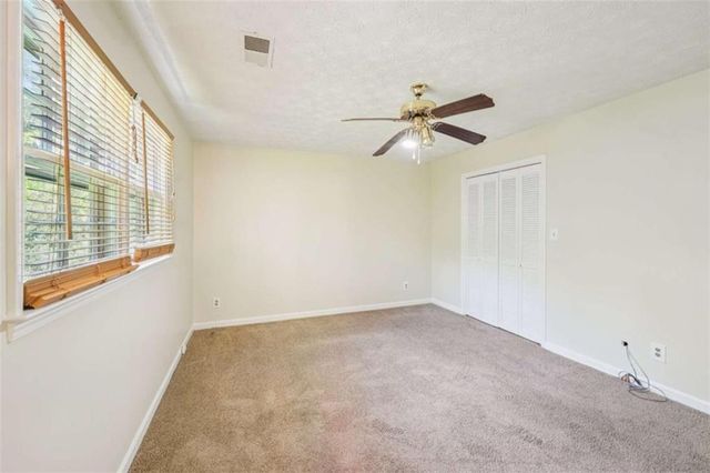 498 Cole SW Drive, Lilburn, GA 30047