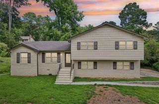 498 Cole SW Drive, Lilburn, GA 30047