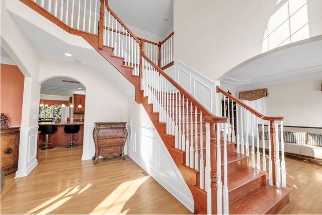 3111 Landore Drive, Naperville, IL 60564