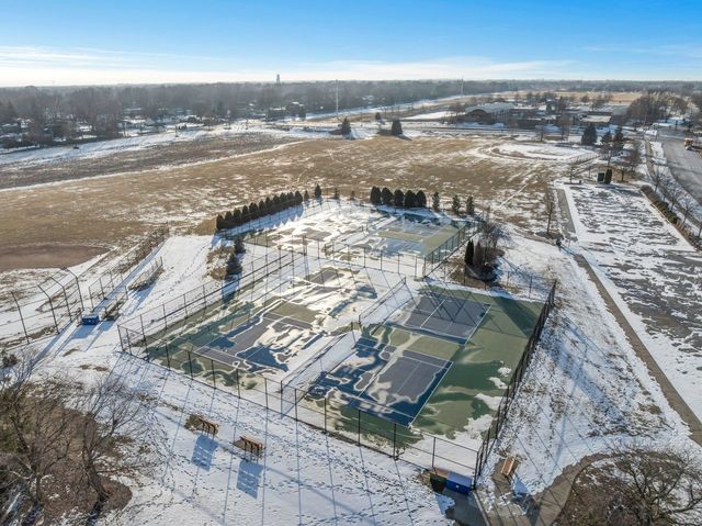 3111 Landore Drive, Naperville, IL 60564