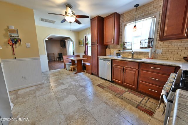 71 Cedarbrook Lane, Little Egg Harbor, NJ 08087