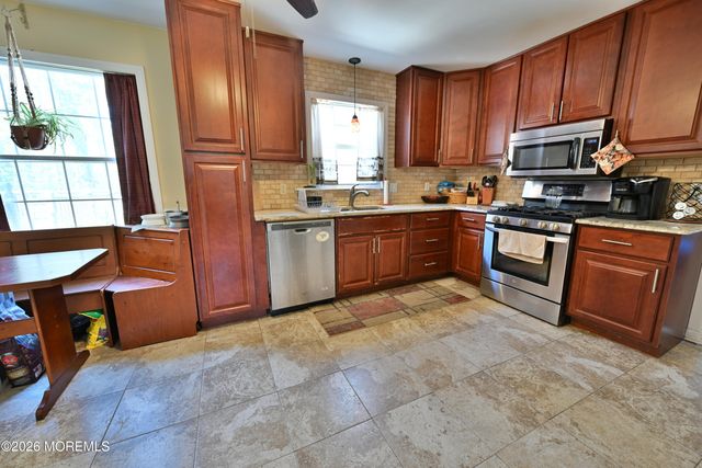 71 Cedarbrook Lane, Little Egg Harbor, NJ 08087