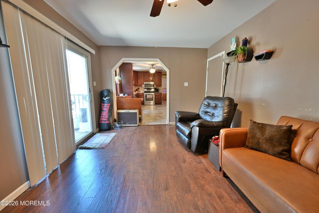 71 Cedarbrook Lane, Little Egg Harbor, NJ 08087