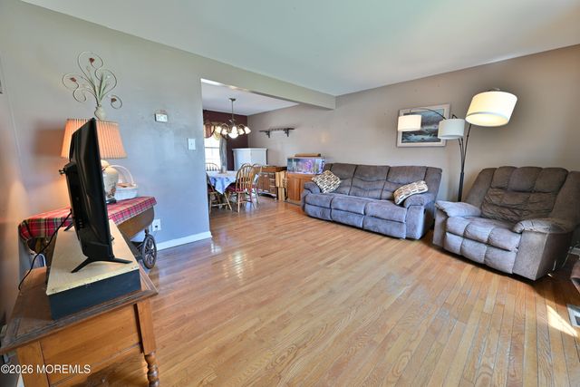71 Cedarbrook Lane, Little Egg Harbor, NJ 08087