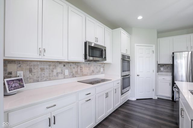6564 Amber Court, Whitestown, IN 46075