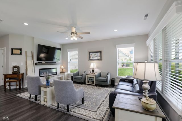 6564 Amber Court, Whitestown, IN 46075