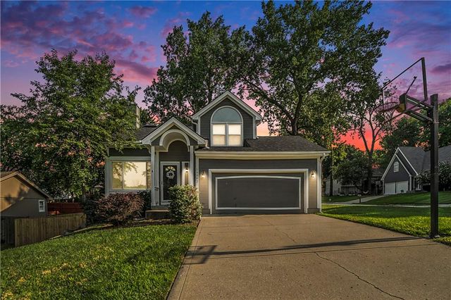 10002 NW 86th Terrace, Kansas City, MO 64153