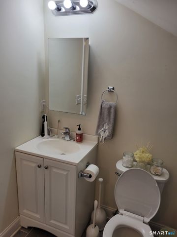 79 Seaview Avenue 4, Norwalk, CT 06855