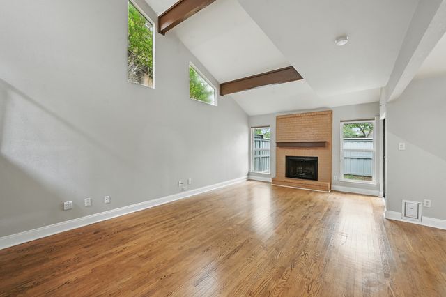 3189 Golden Oak Court, Farmers Branch, TX 75234