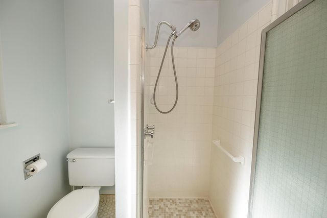 1522 Maplewood Dr, Modesto, CA 95350