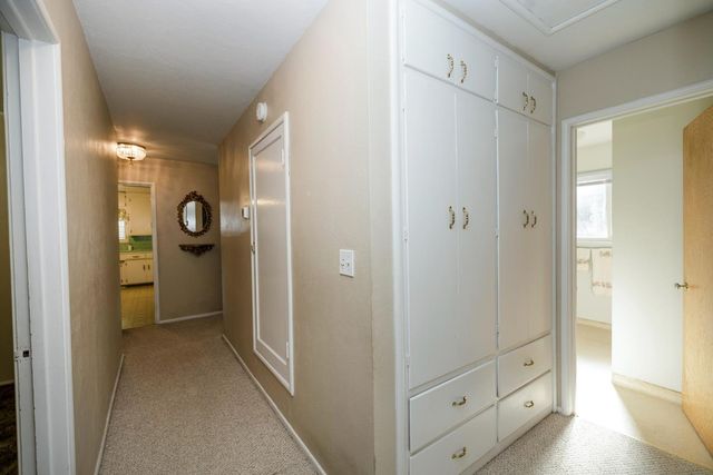 1522 Maplewood Dr, Modesto, CA 95350