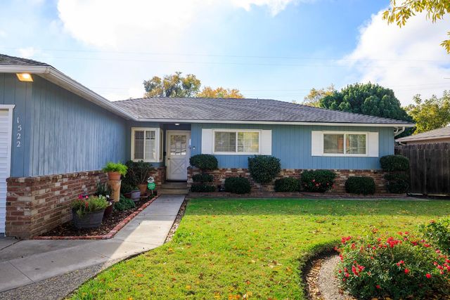 1522 Maplewood Dr, Modesto, CA 95350