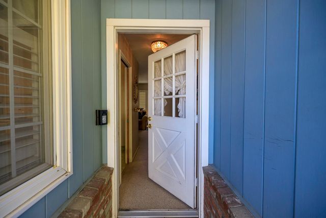 1522 Maplewood Dr, Modesto, CA 95350