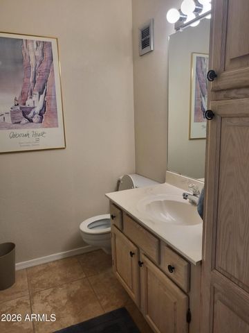 815 N HAYDEN Road B2, Scottsdale, AZ 85257