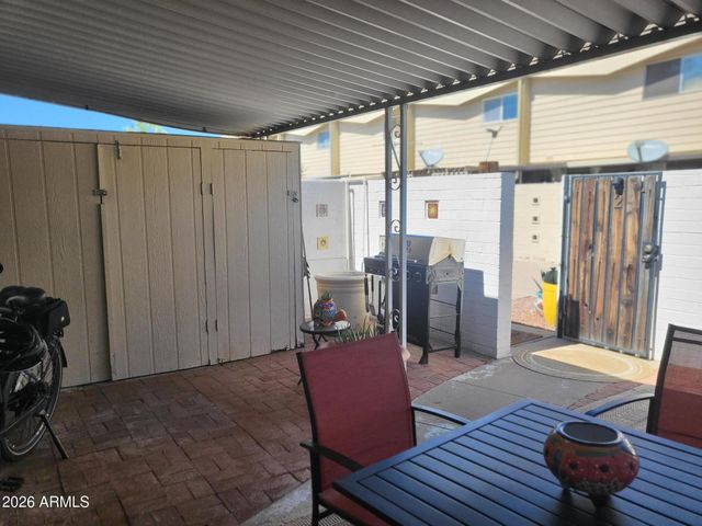 815 N HAYDEN Road B2, Scottsdale, AZ 85257