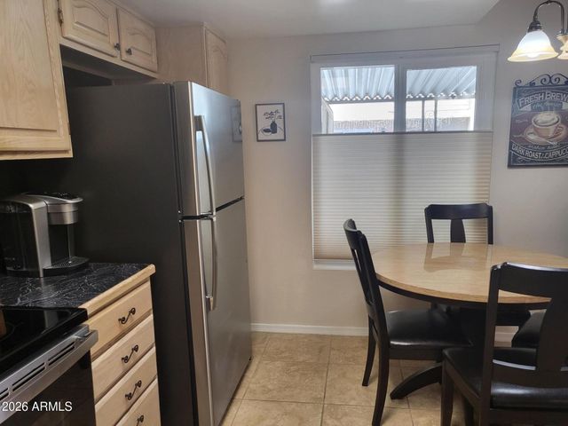 815 N HAYDEN Road B2, Scottsdale, AZ 85257