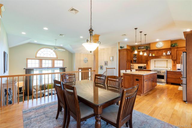 30 Huckleberry Lane, Hopewell Junction, NY 12533
