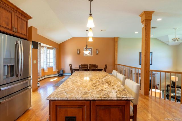 30 Huckleberry Lane, Hopewell Junction, NY 12533