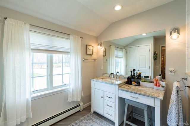 30 Huckleberry Lane, Hopewell Junction, NY 12533