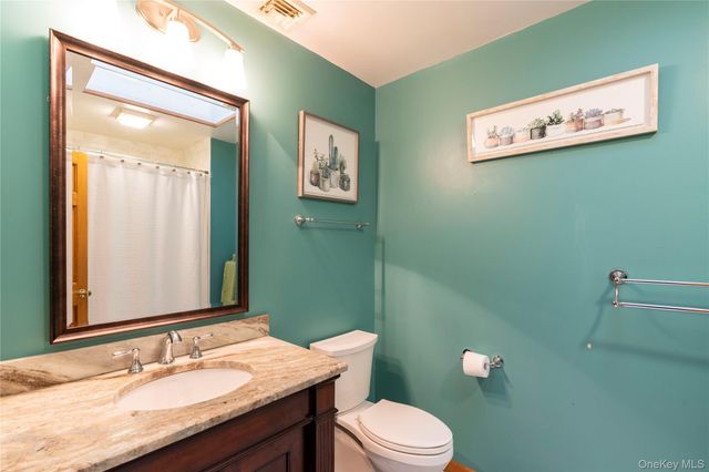 30 Huckleberry Lane, Hopewell Junction, NY 12533