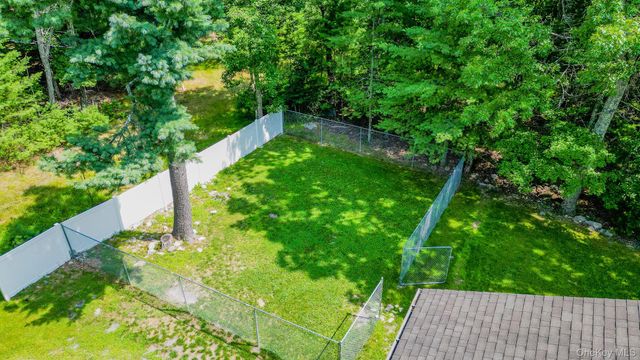 27 Elbert Road, Wurtsboro, NY 12790