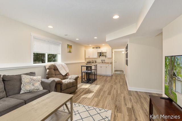1231 Bradford Street NE, Grand Rapids, MI 49503