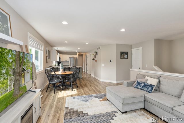1231 Bradford Street NE, Grand Rapids, MI 49503