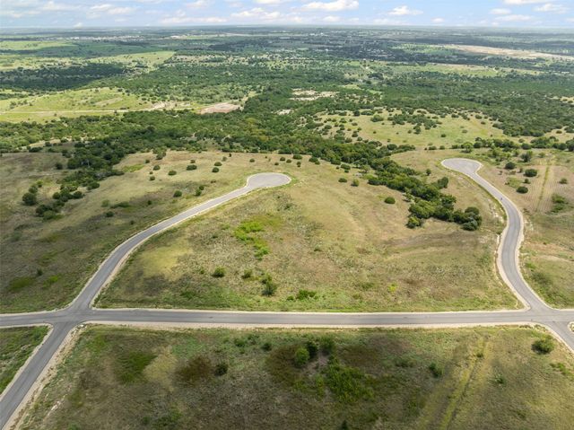 3517 Bravery Drive, Cresson, TX 76035