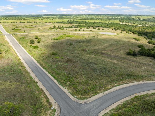 3517 Bravery Drive, Cresson, TX 76035