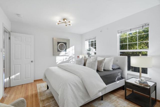 750 Los Robles Avenue, Palo Alto, CA 94306