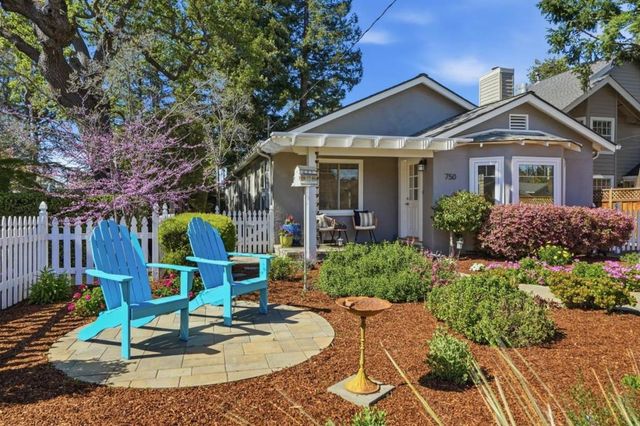 750 Los Robles Avenue, Palo Alto, CA 94306