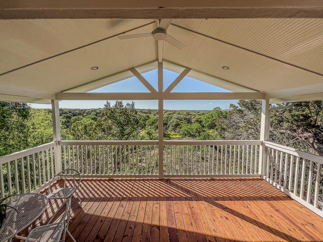 550 Cliffside 29-30 RD, Wimberley, TX 78676
