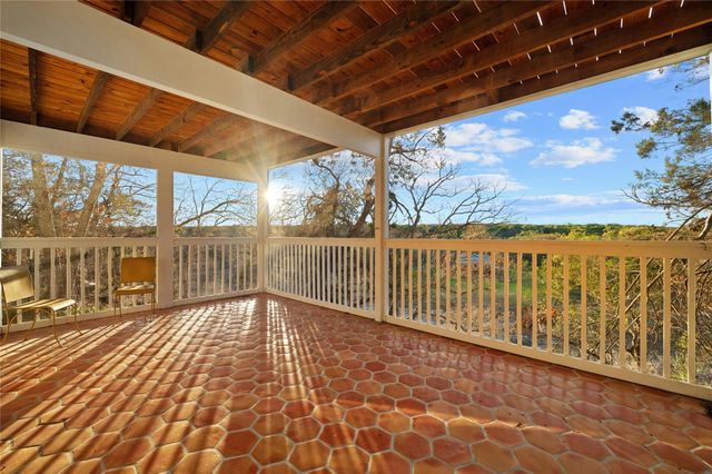 550 Cliffside 29-30 RD, Wimberley, TX 78676