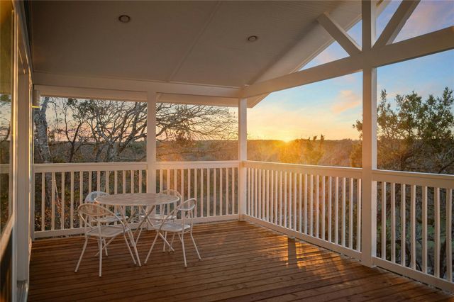 550 Cliffside 29-30 RD, Wimberley, TX 78676