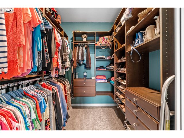 14440 Sw AIKEN Ln, Beaverton, OR 97005