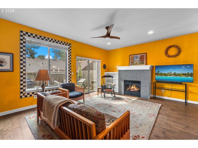 14440 Sw AIKEN Ln, Beaverton, OR 97005