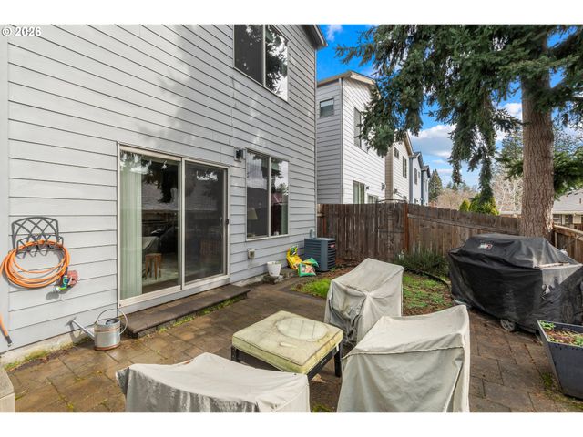 14440 Sw AIKEN Ln, Beaverton, OR 97005