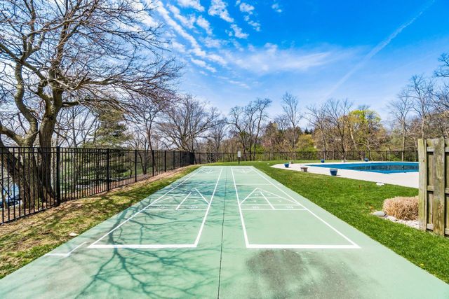 1000 Urlin Avenue, 605, Columbus, OH 43212