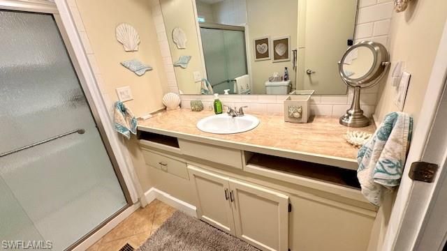 5520 Colonial RD, North Fort Myers, FL 33917